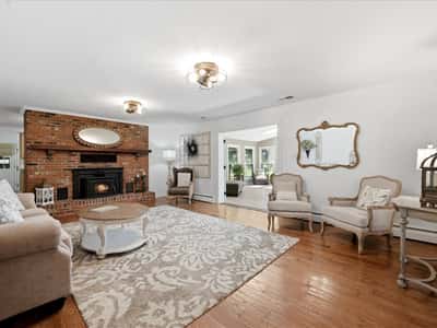 14550 Purcellville Rd, Purcellville, VA