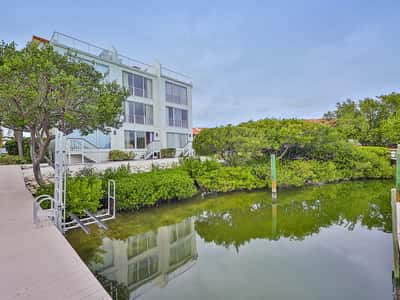 1593 Pinellas Bayway S #1, Tierra Verde, FL