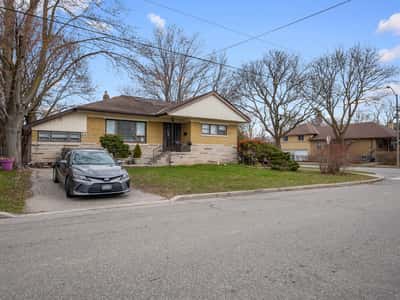 64 Reiner Road Parts 1 & 2, North York, ON