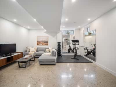 995 Greenwood Ave., Toronto, ON