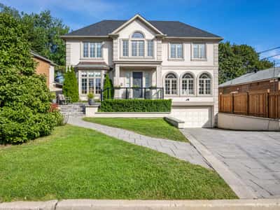 43 Prince Charles Dr., North York, ON
