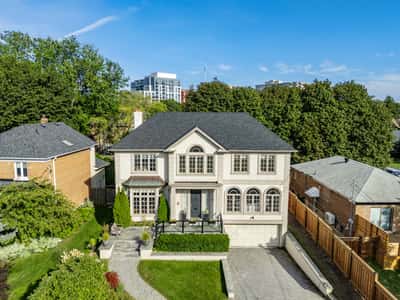 43 Prince Charles Dr., North York, ON