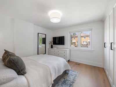 578 Northcliffe Blvd., York, ON