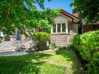37 Chilton Rd., East York, ON