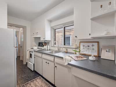 37 Chilton Rd., East York, ON