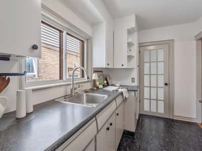 37 Chilton Rd., East York, ON