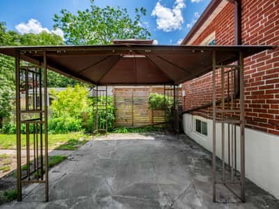 37 Chilton Rd., East York, ON