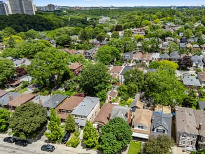 37 Chilton Rd., East York, ON
