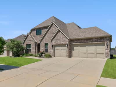 7025 Central Court, Aubrey, TX