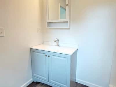 Primary Full Bathroom