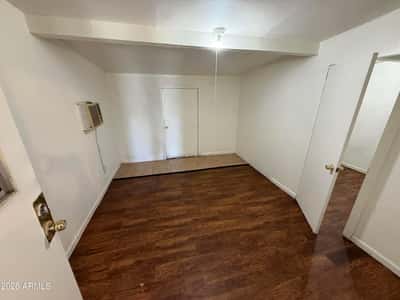 Multi-purpose room offering durable flooring, ample space, and endless possibilities for customization. Whether used as a workspace, recreation room, or additional lounge area, this room adds valuable flexibility.