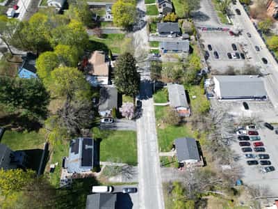 37 Humes Ave, Worcester, MA