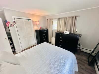 37 Humes Ave, Worcester, MA