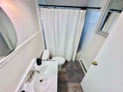 37 Humes Ave, Worcester, MA