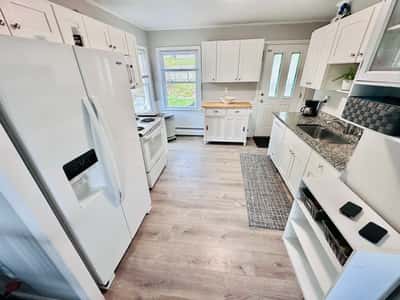 37 Humes Ave, Worcester, MA