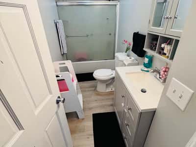 17 Winthrop St, Worcester, MA