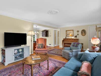 5025 SW Vermont St, Portland, OR