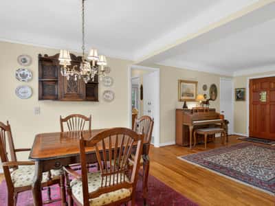 5025 SW Vermont St, Portland, OR