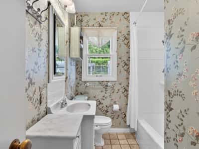5025 SW Vermont St, Portland, OR
