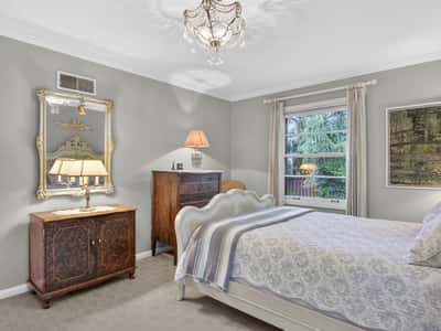 5025 SW Vermont St, Portland, OR