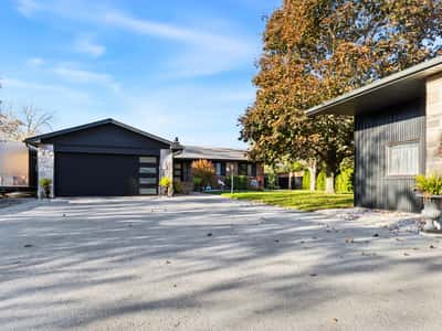 2728 County Road 3, Carrying Place, ON