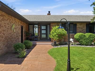 2728 County Road 3, Carrying Place, ON