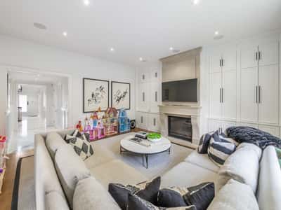 8 Ardmore Rd, Toronto, ON