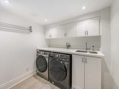 8 Ardmore Rd, Toronto, ON
