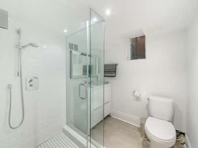 8 Ardmore Rd, Toronto, ON