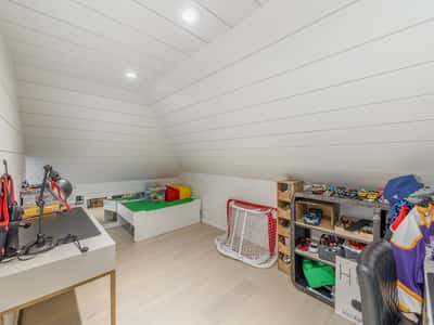8 Ardmore Rd, Toronto, ON