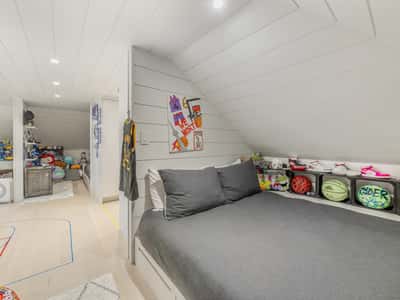 8 Ardmore Rd, Toronto, ON