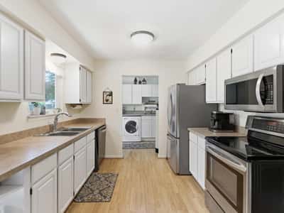 2452 Moore Place, Howell, MI
