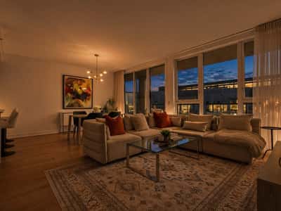 315 Rue Richmond Suite 819, Griffintown, QC