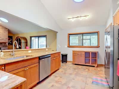 520 Summerhaven Dr, Debary, FL