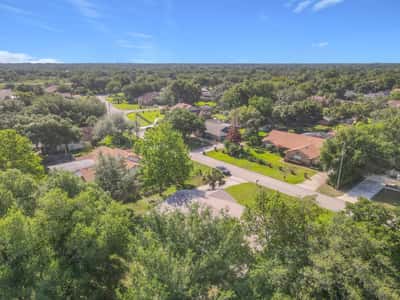 520 Summerhaven Dr, Debary, FL
