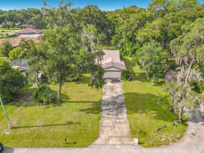 474 W Oakwood Ave, Orange City, FL