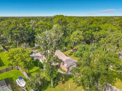 474 W Oakwood Ave, Orange City, FL