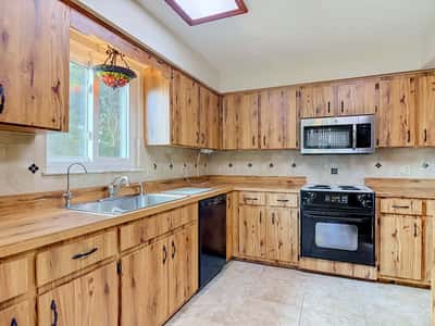 474 W Oakwood Ave, Orange City, FL