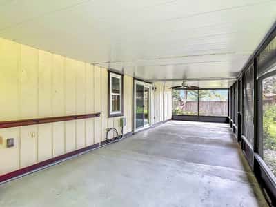 474 W Oakwood Ave, Orange City, FL