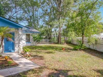 606 W TALL PINE, Deland, FL
