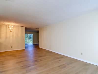 606 W TALL PINE, Deland, FL