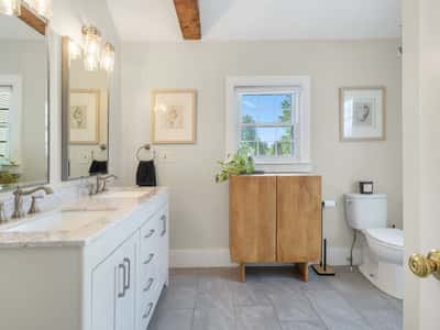 333 Winnacunnet Rd., Hampton, NH