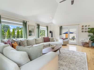 333 Winnacunnet Rd., Hampton, NH