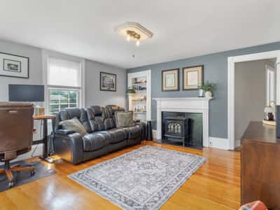333 Winnacunnet Rd., Hampton, NH