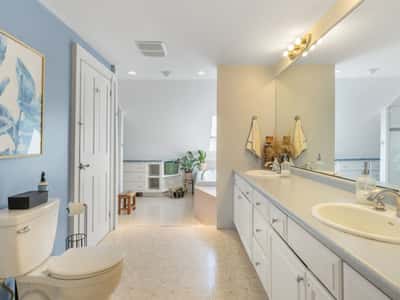 333 Winnacunnet Rd., Hampton, NH