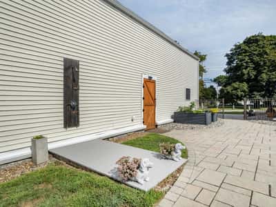 333 Winnacunnet Rd., Hampton, NH