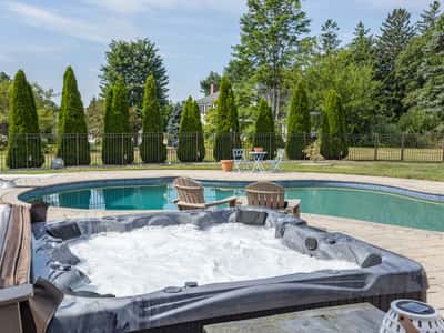 333 Winnacunnet Rd., Hampton, NH