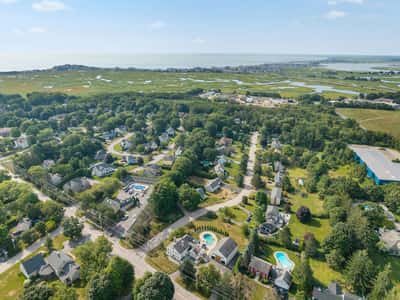 333 Winnacunnet Rd., Hampton, NH