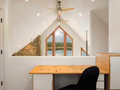 15000 Shoreline Drive, Weed, CA