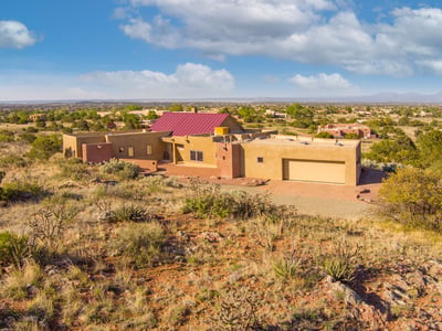 75 Camino Dimitrio, Santa Fe, NM